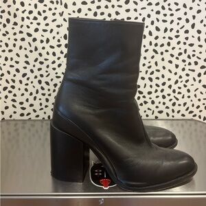 Dear Frances Black Heeled Boots